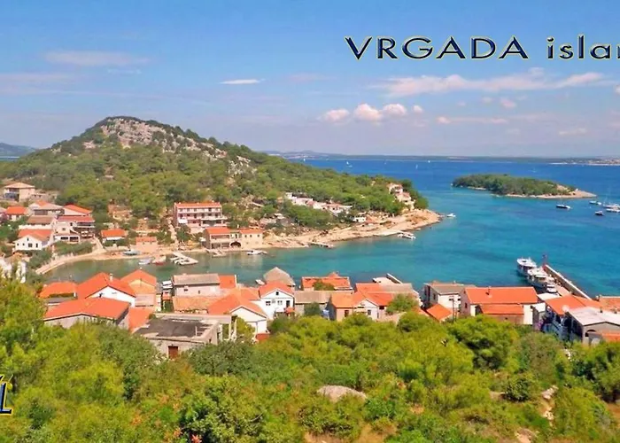- - Jardin Privatif Et Piscine * Pakoštane