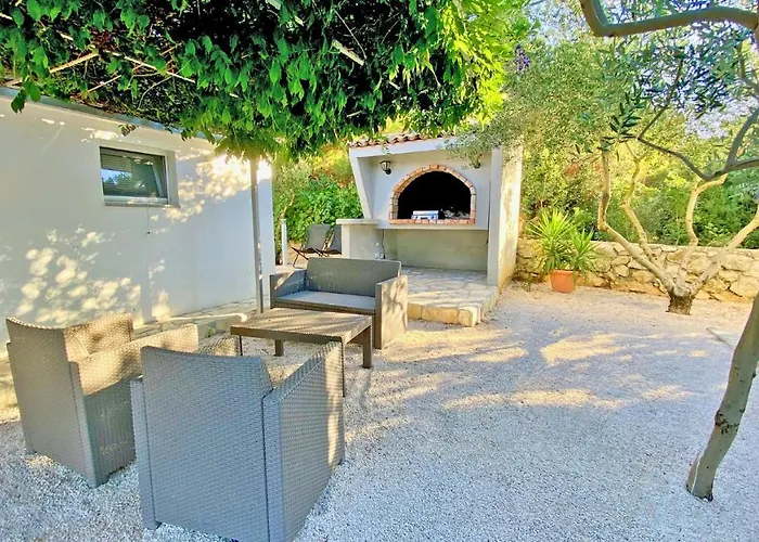 Dağ evi - - Jardin Privatif Et Piscine Pakoštane